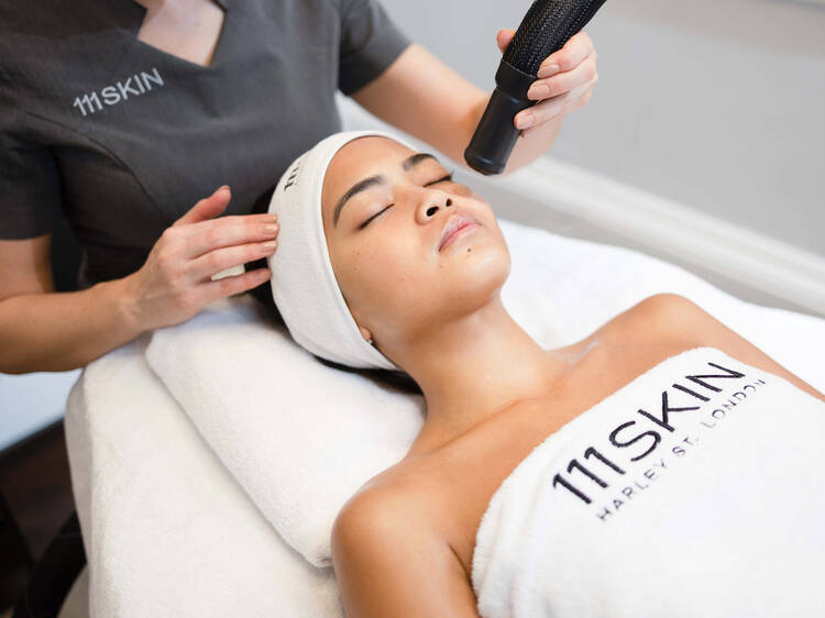 Signature Cryotherapy Rejuvenation Face Treatment at Harrods Wellness Clinic