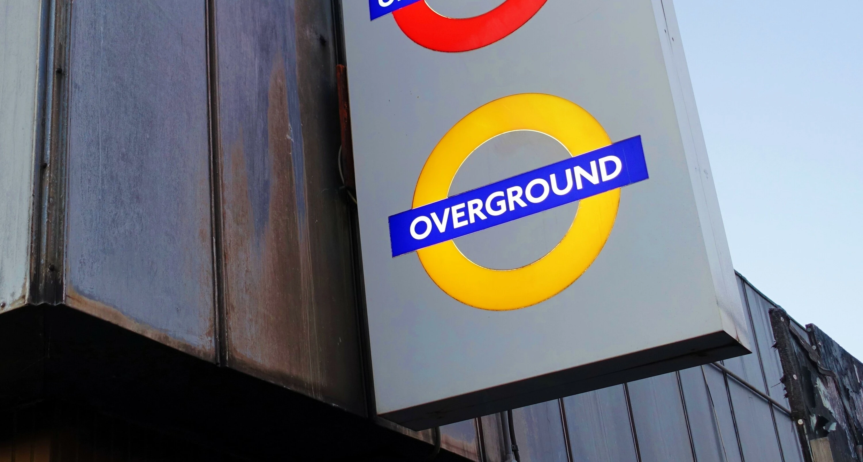 London Overground logo