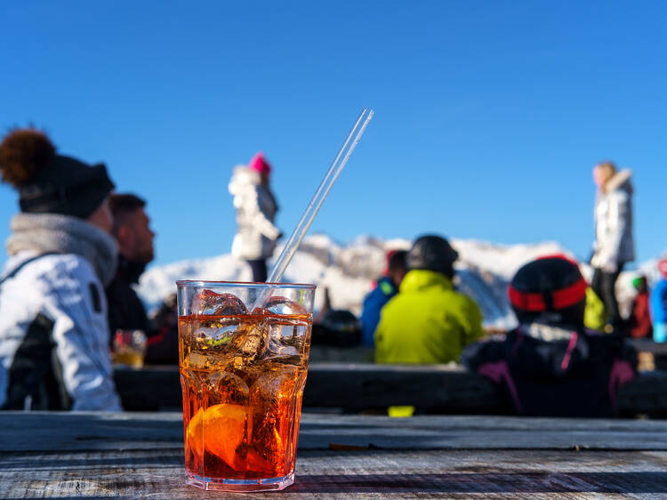 The best spots for après ski in the U.S.