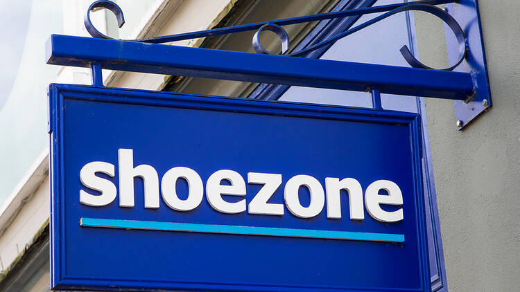 Shoezone sign