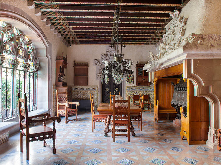 Així és per dins la Casa Museu Amatller: l’únic interior modernista de Barcelona que conserva tot el mobiliari original