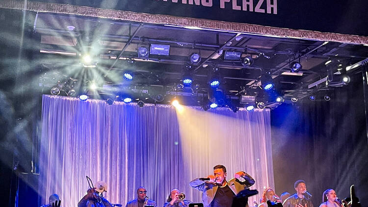 Justin Timberlake on stage at Irving Plaza (cropped)