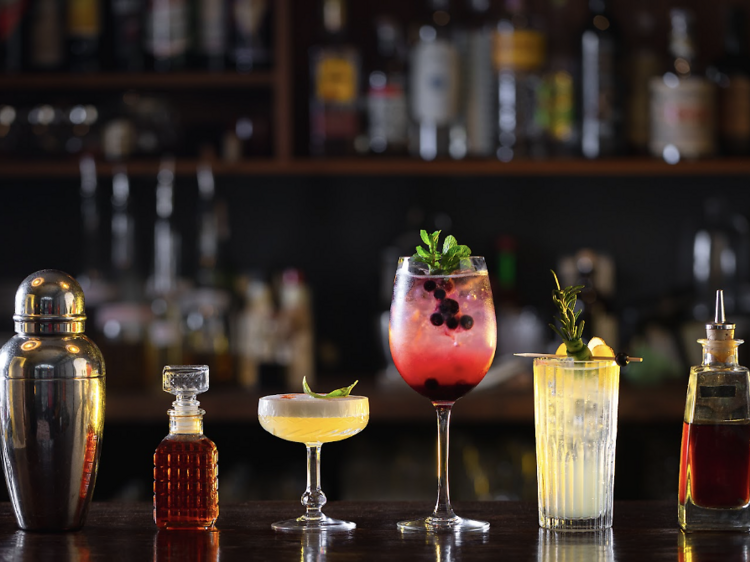 Essential Mixology Bartending