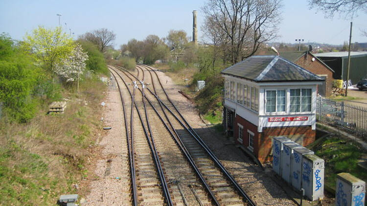 Cricklewood: Dudding Hill Junction and signalbox