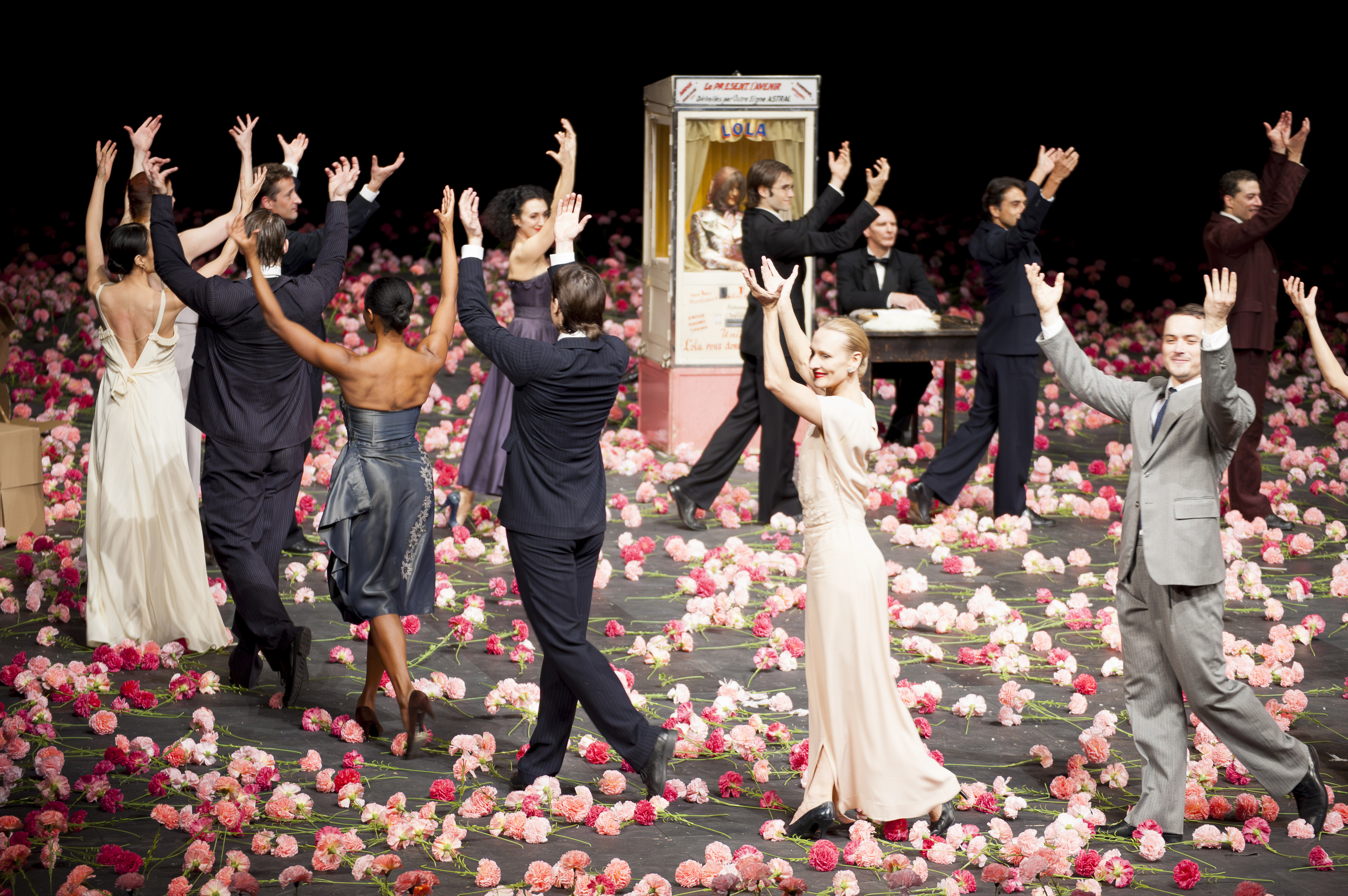 REVIEW: Tanztheater Wuppertal Pina Bausch at BAM — Stage Left