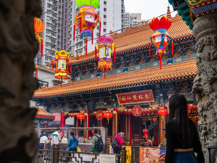 First Incense Offering at Wong Tai Sin Temple