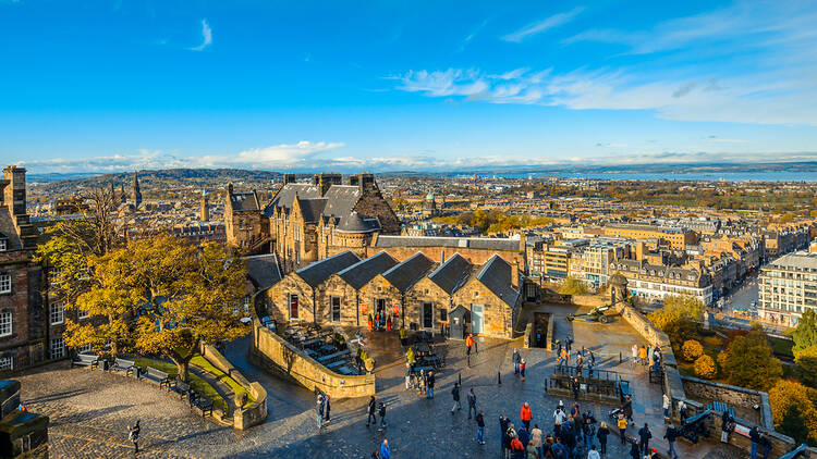 Redcoast Cafe and Edinburgh Castle