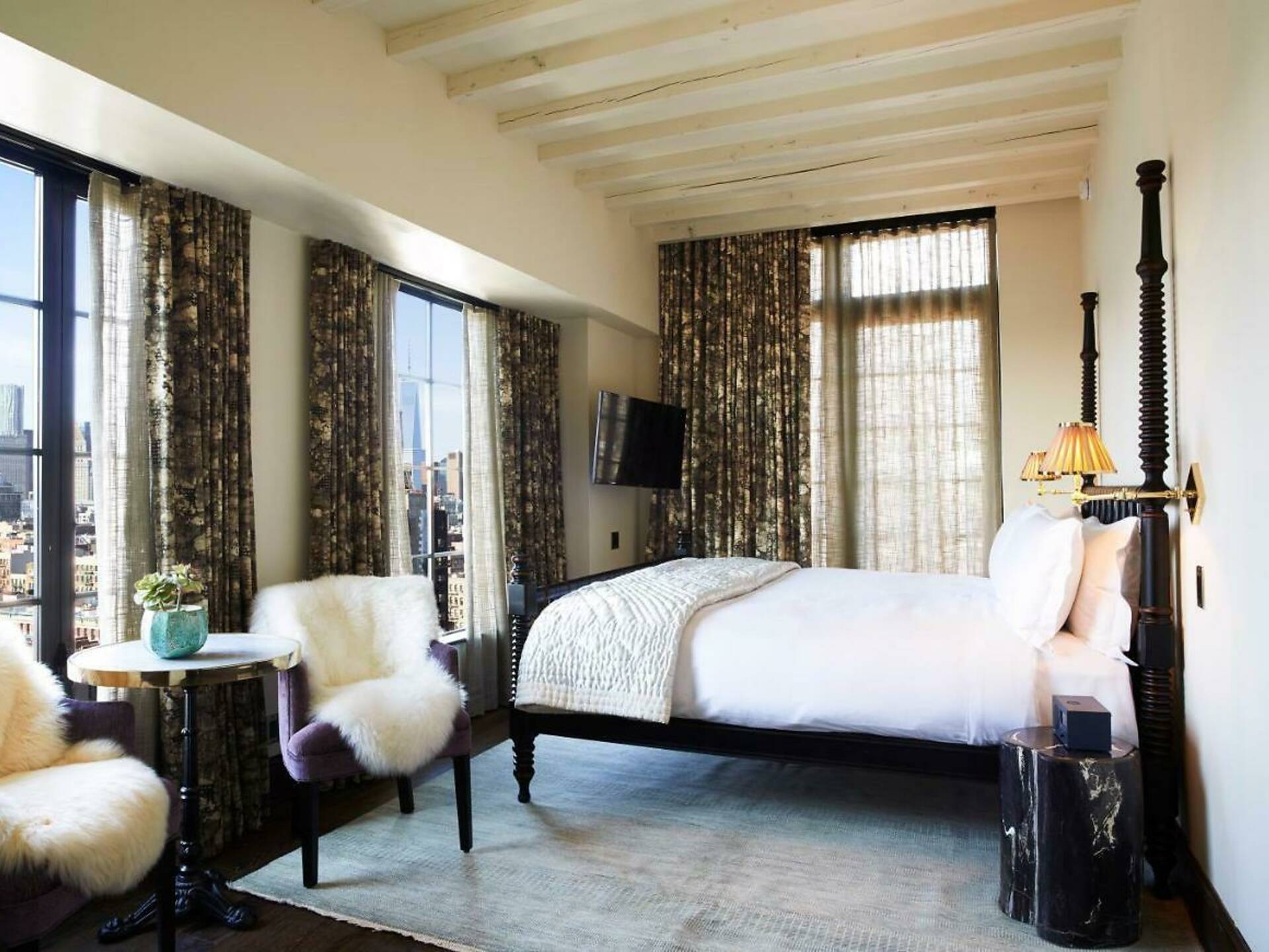 11 Best Pet-Friendly NYC Hotels | Places to Stay with Pets in NYC