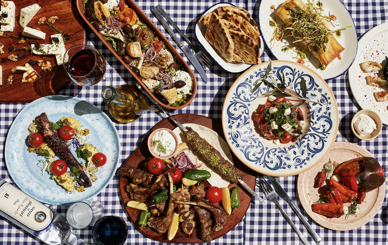 De vacaciones en Grecia: los mejores restaurantes griegos para comer en  Madrid este verano