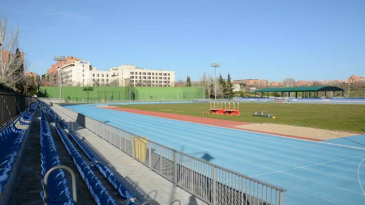 Pista de atletismo del Centro deportivo municipal Moratalaz