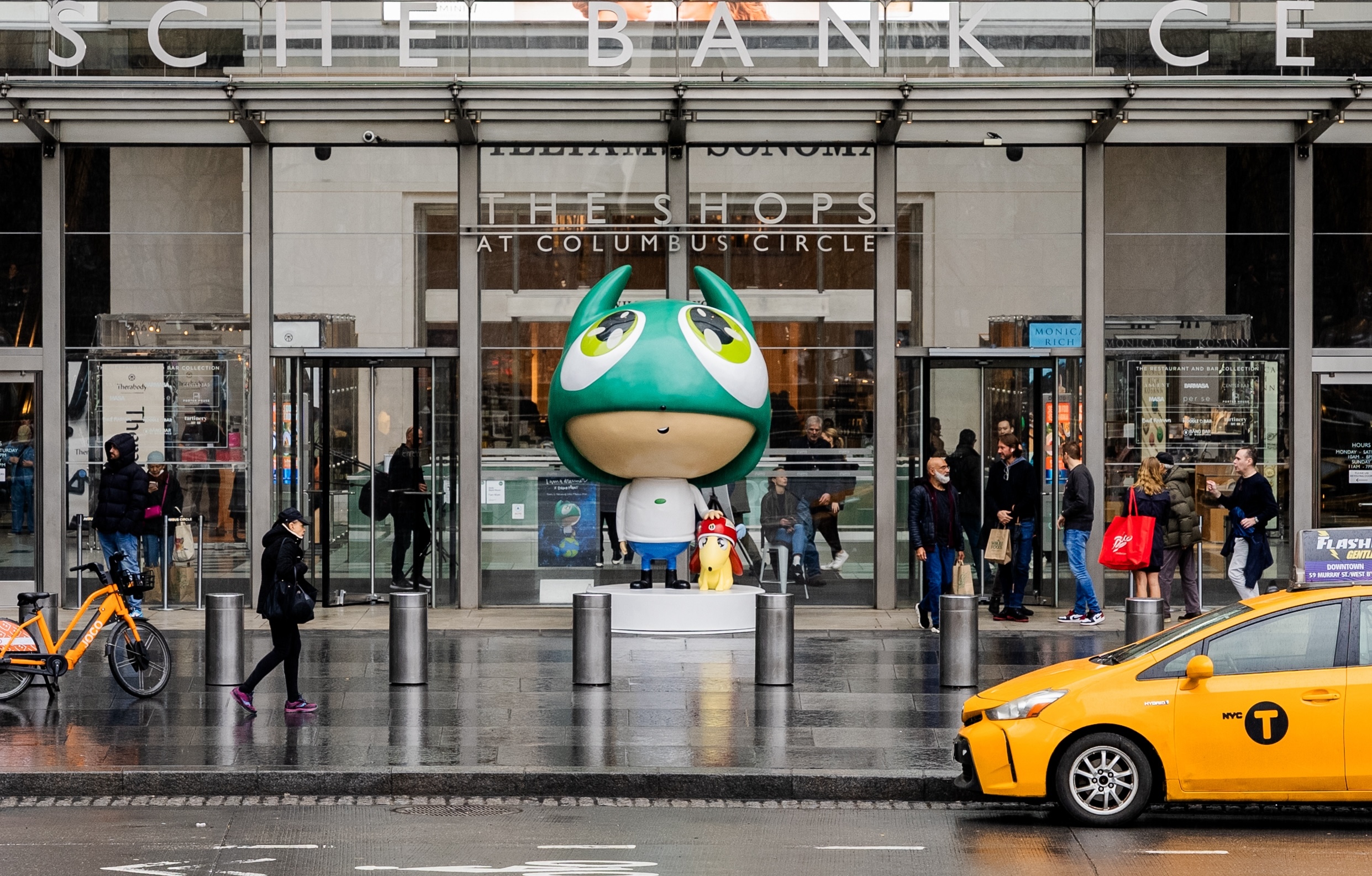 Check out these adorable new sculptures near Columbus Circle