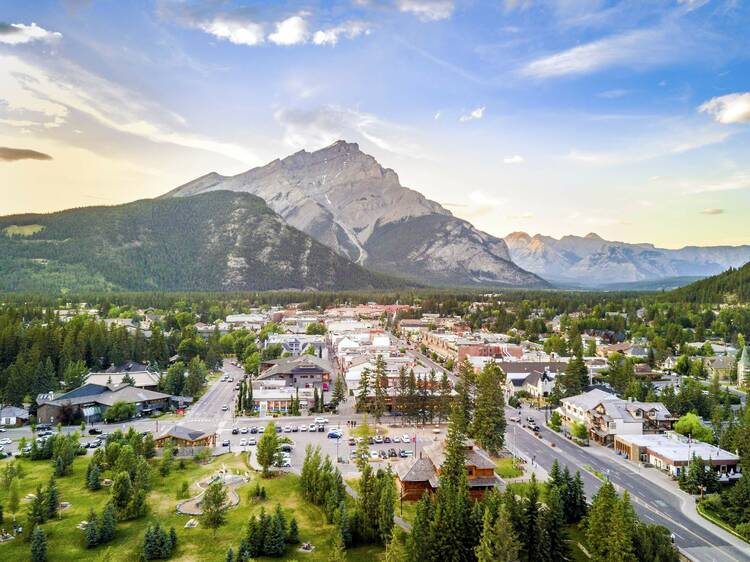 10 Most Beautiful Small Towns in Alberta - WorldAtlas