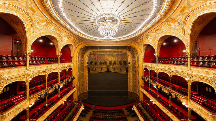 Théâtre du Châtelet © Dimitri Bourriau