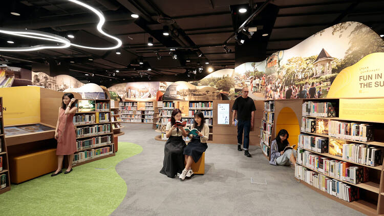 Central Public Library – Singapore Alcove