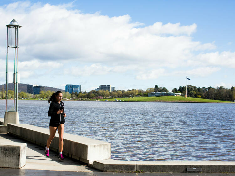 Lake Burley Griffin – Bridge-to-Bridge Walk