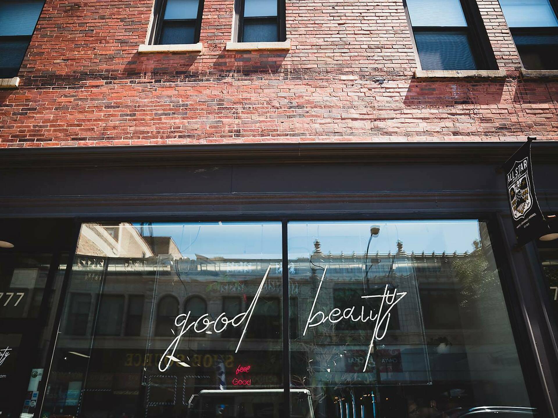 19 Best Hair Salons In Chicago For Hair Cuts Colors And Blowouts