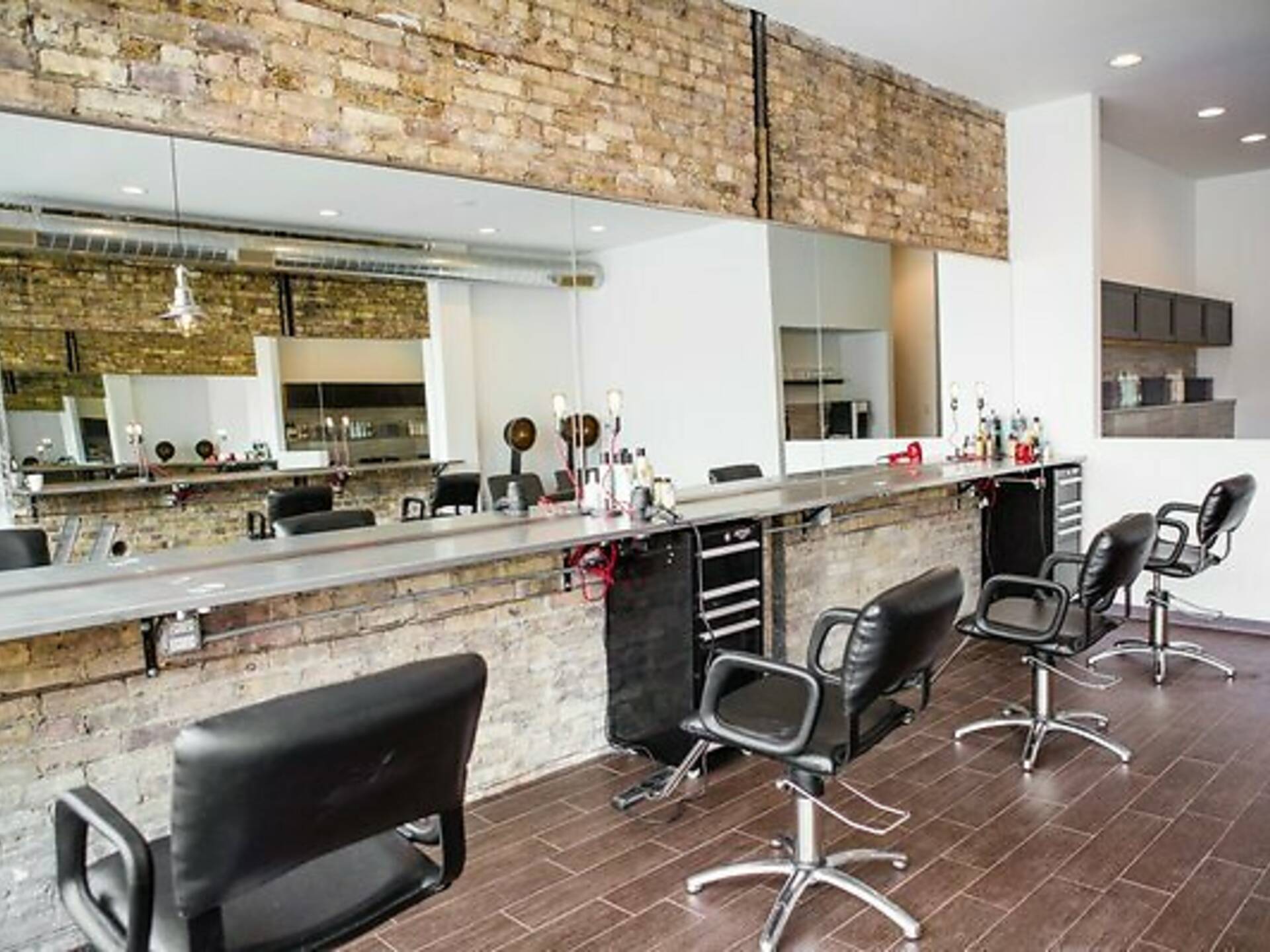 19 Best Hair Salons in Chicago for Hair Cuts, Colors and Blowouts