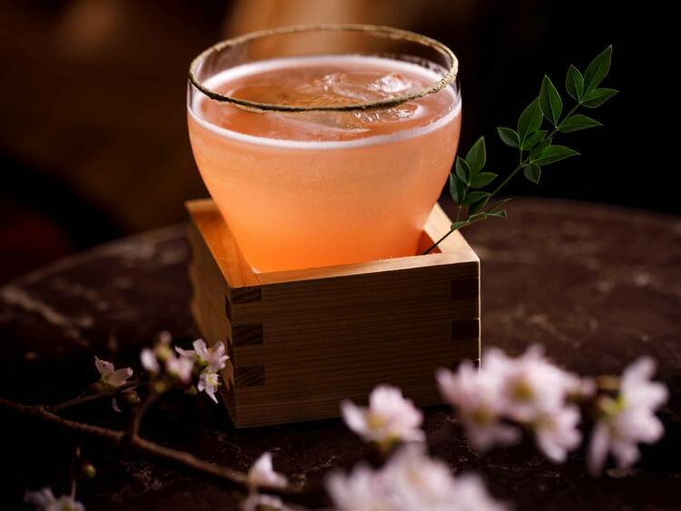 Virtù Someiyoshino cherry blossom cocktail