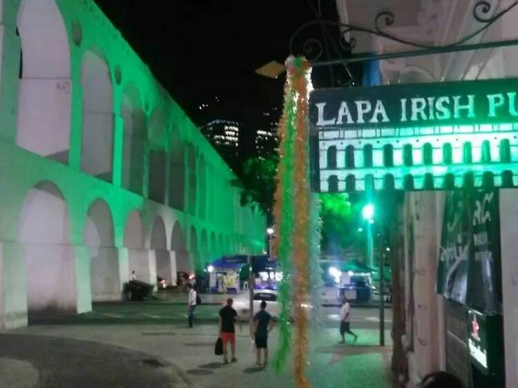 Bar-hopping in Lapa