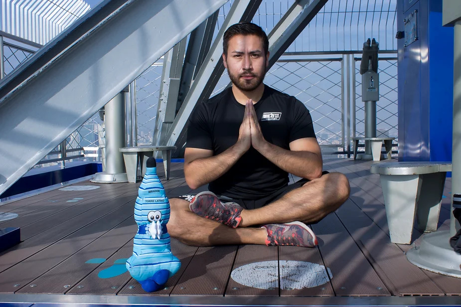 Toma una clase de Yoga en las alturas de la Torre Latino en CDMX