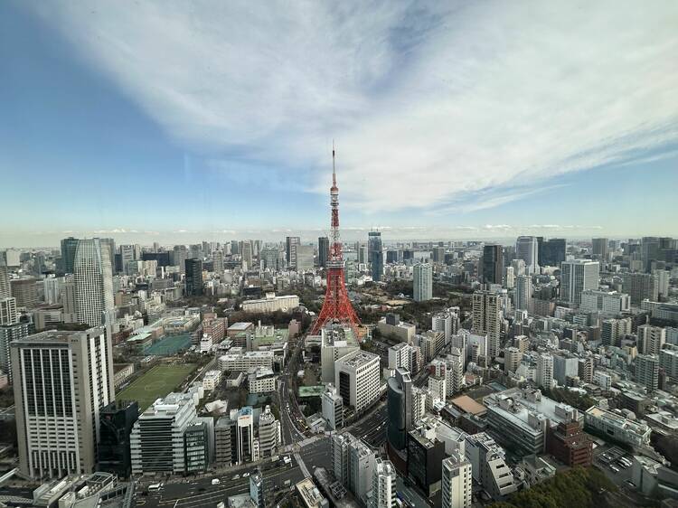 Get a free and amazing view of Tokyo Tower from this Azabudai Hills building