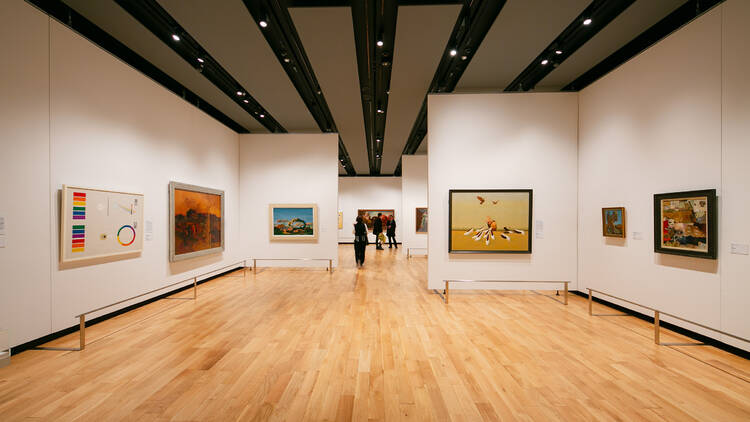 シュルレアリスム宣言から100年、大規模展が板橋区立美術館で開催中