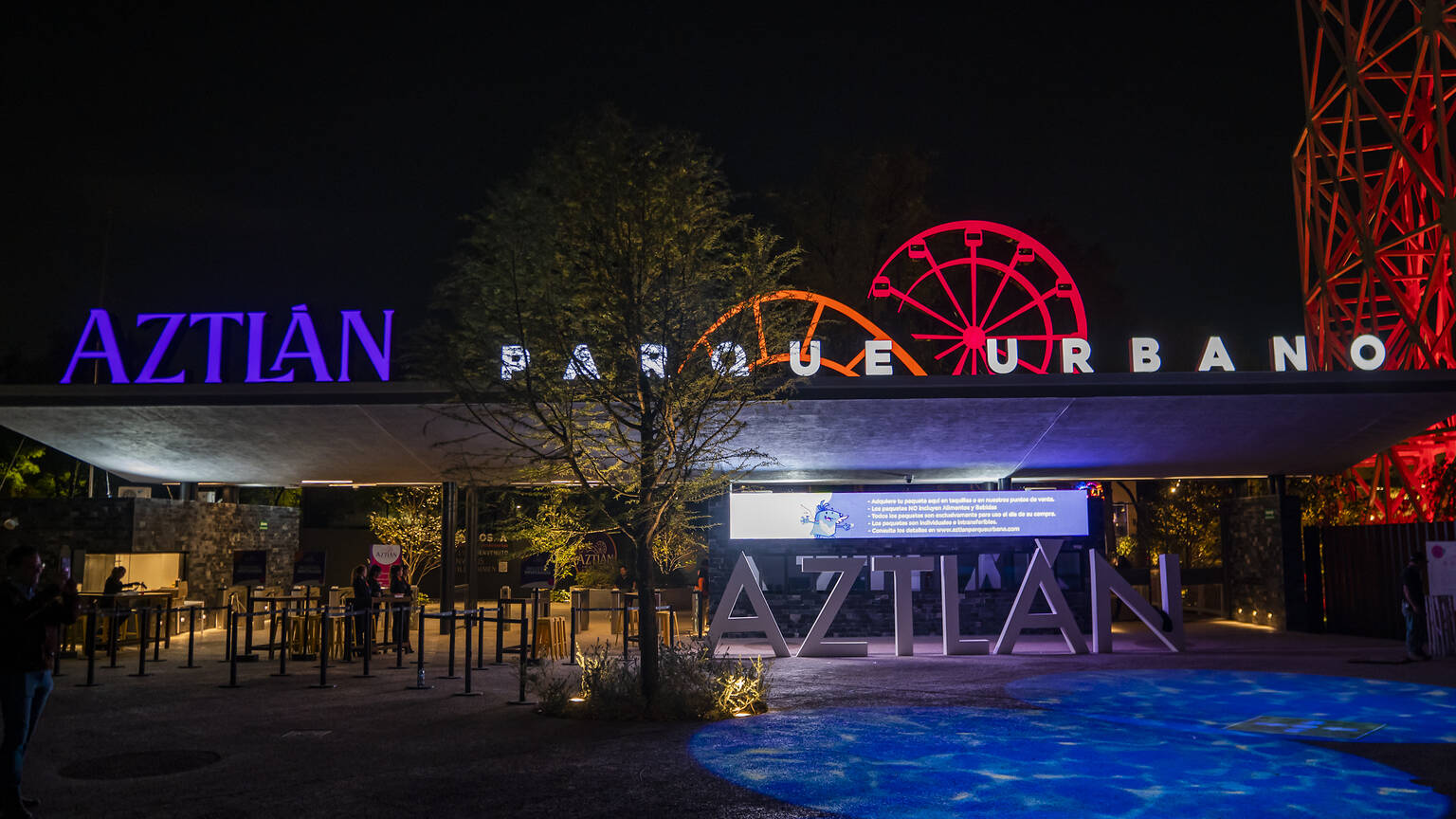 Aztan Parque Aztlán tiene una rueda de 85 metros de alto y más juegos