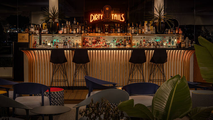 Dirty Tails: Cascais Marina Now Boasts a Cocktail Bar