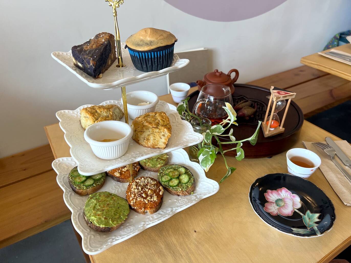 14 Best Afternoon Tea Spots in Los Angeles