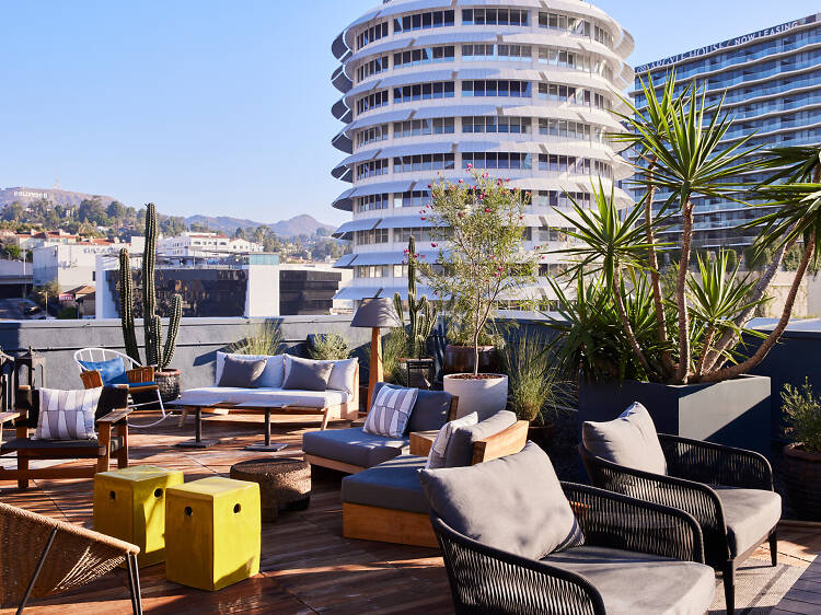 The 5 best hotels near the Hollywood Sign