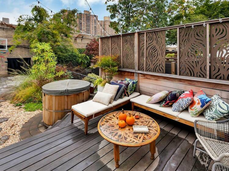 The 7 best Airbnbs with hot tubs in New York City