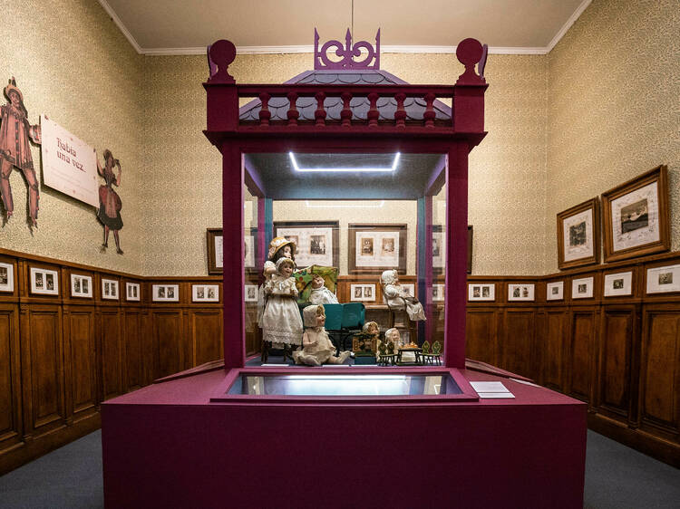 Sala de muñecas en la Casa Fernández Blanco