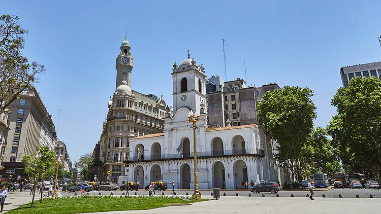 Descubrí el edificio del Cabildo