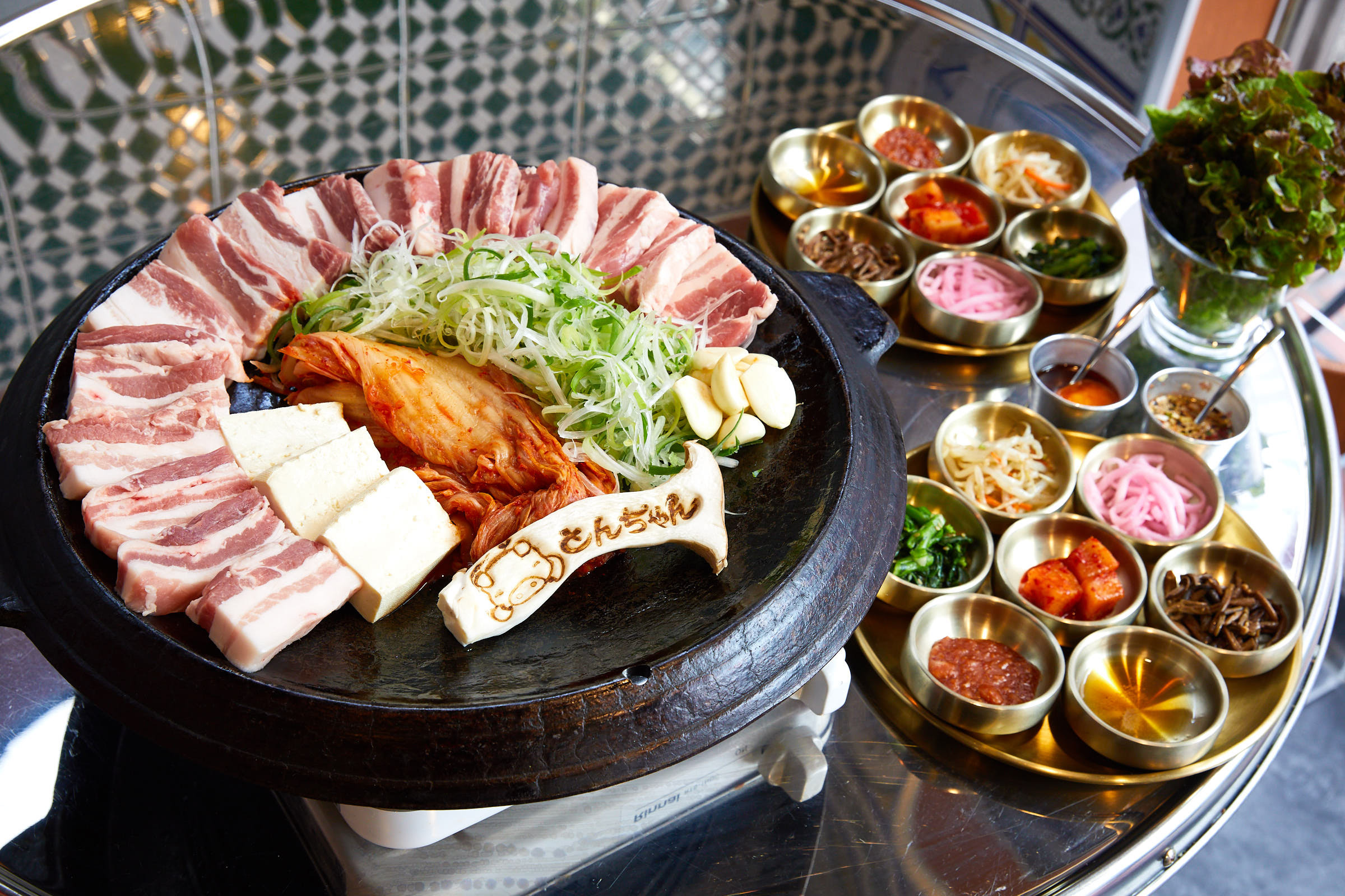 Tonchang Shin-Okubo | Restaurants in Shin-Okubo, Tokyo