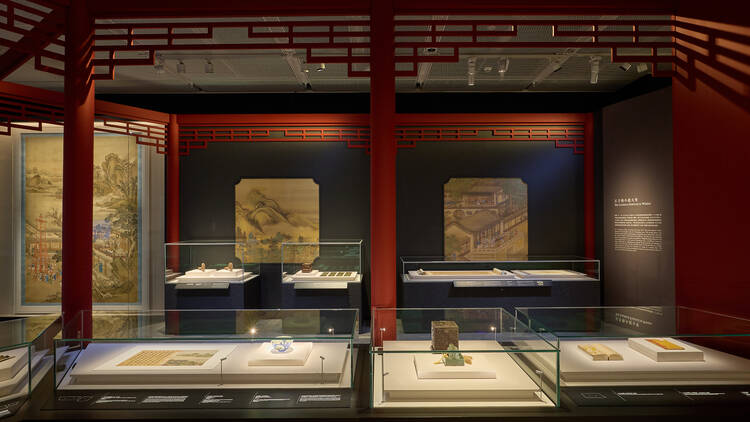 Yuan Ming Yuan exhibition at Hong Kong Palace Museum