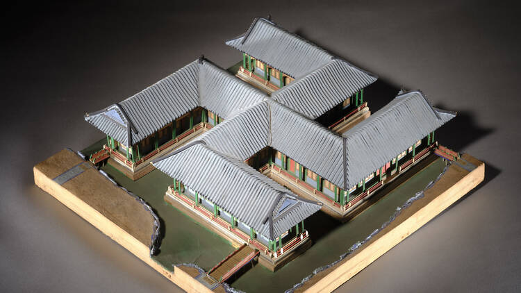 Model of the Hall of Universal Peace in Yuan Ming Yuan