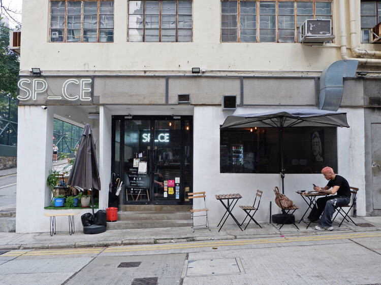 Sp_ace Café & Lounge