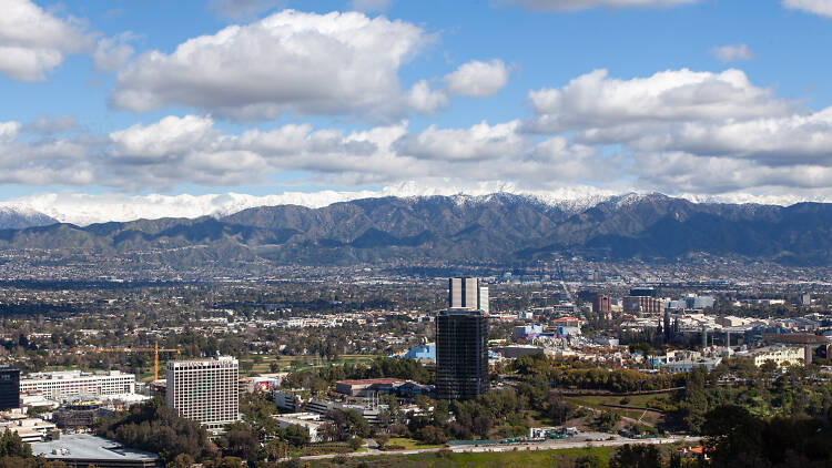 Snow above the Valley