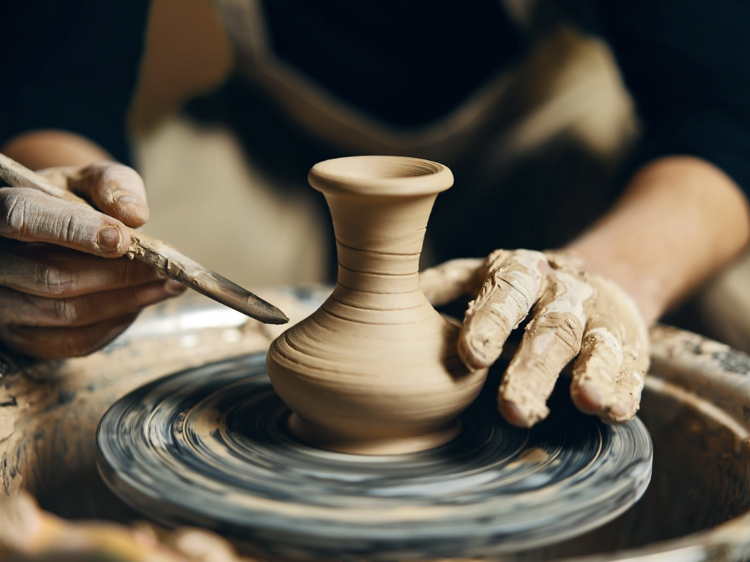 Pottery classes Los Angeles