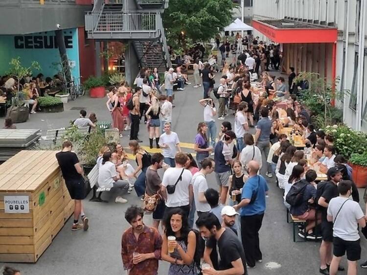 Les Coudes sur la table : un grand banquet pour lutter pied à pied contre la précarité alimentaire