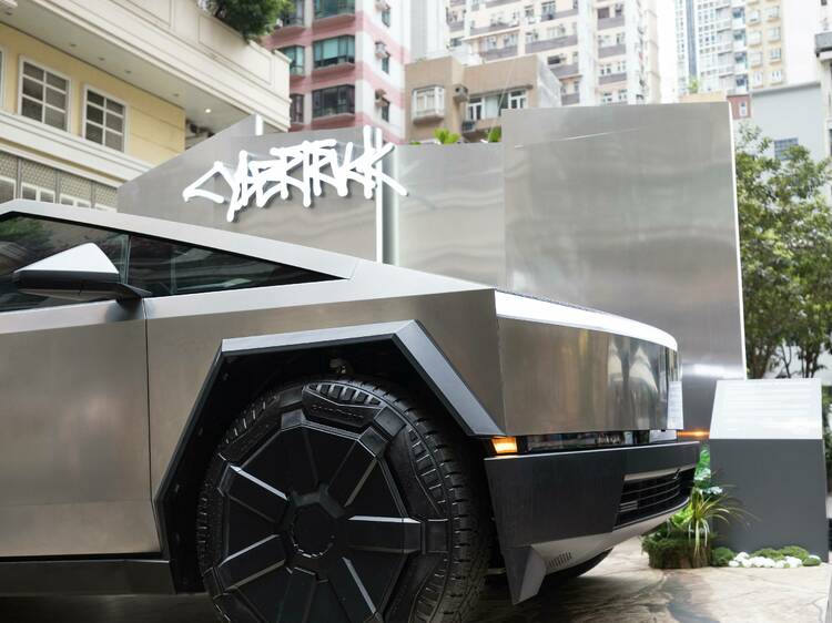 Tesla Cybertruck 香港灣仔利東街展覽