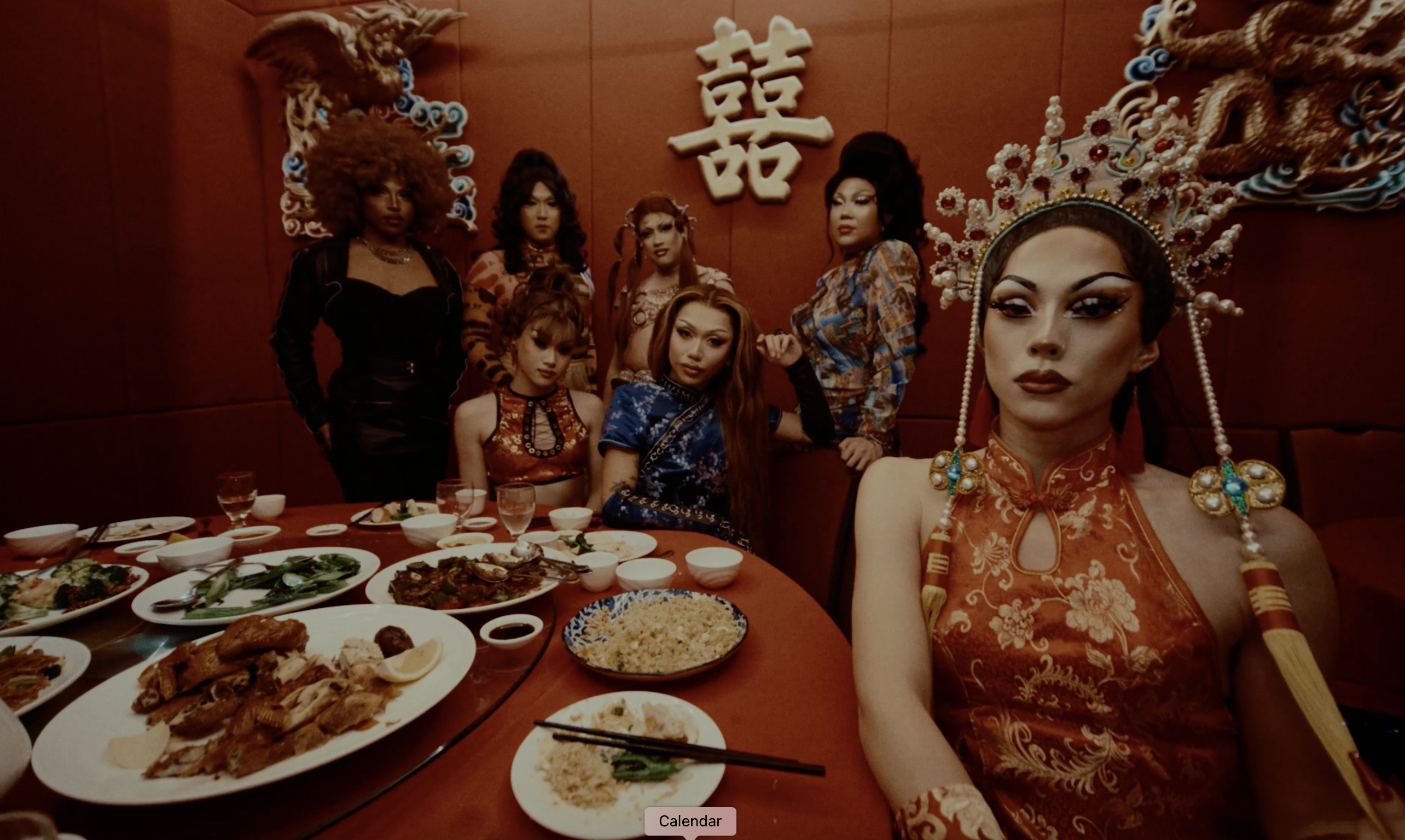 drag queens around a table