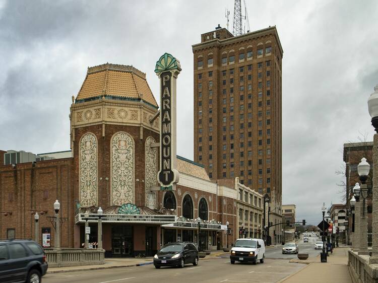 Aurora, IL