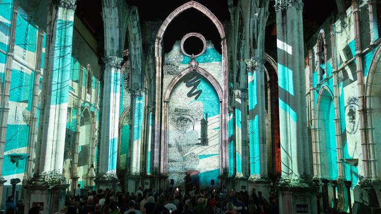 Lisbon Under Stars nas Ruínas do Carmo