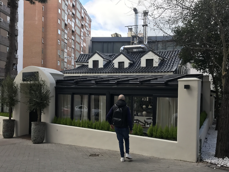 La parrilla más antigua de Madrid es casi un secreto: esta casa convertida en restaurante reabre ahora a lo grande