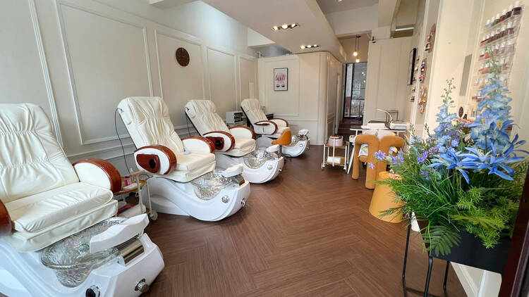 Amelie Beauty Lounge nail salon