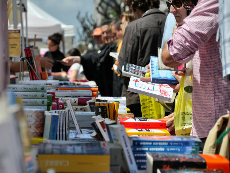 Carabanchel celebra su primera Feria del Libro