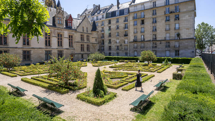 Jardin de l'hôtel de Sens