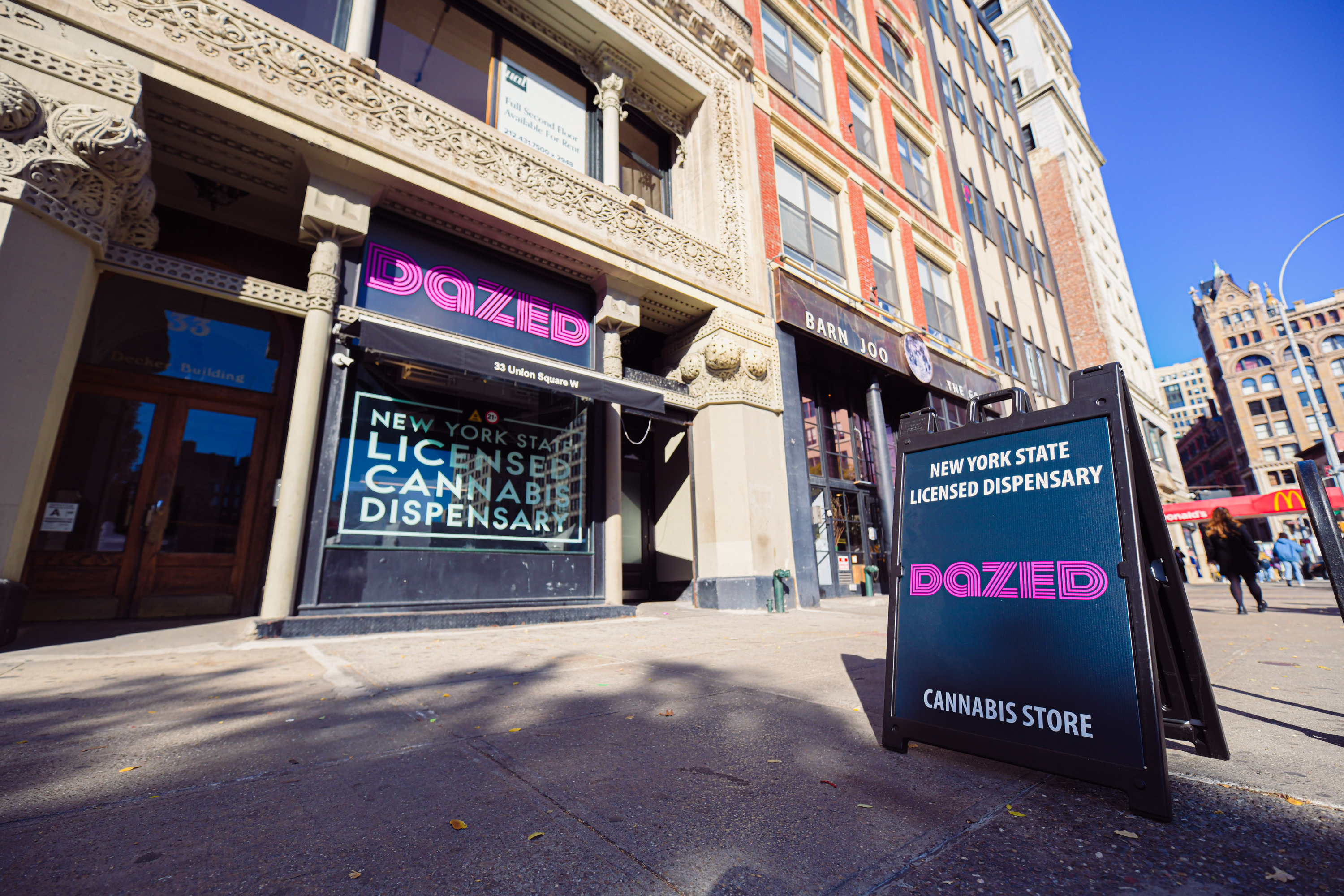 How you can tell if a cannabis dispensary is legal and licensed in New York?