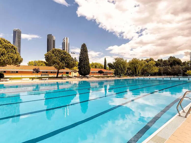 Estas son las piscinas públicas de Madrid que no abrirán este verano